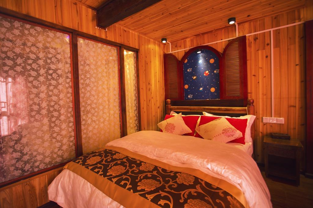 Secret Garden Hotel ลี่เจียง ภายนอก รูปภาพ